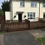 9 Bancroft Close